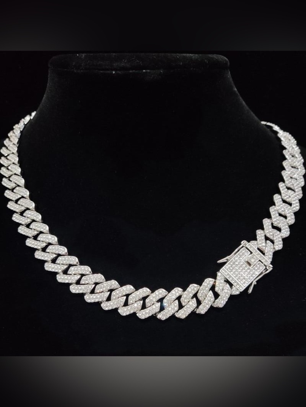 Silver Pave Cuban Link Necklace - Elegant Women’s Jewelry